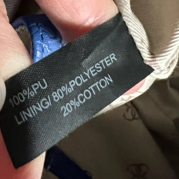 GUESS NWOT Blue Peony Debossed Logo Crossbody Shoulder Bag - Picture 10 of 14